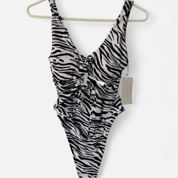 Chic Zebra Print One Piece Swimsuit - Picture 1 of 6